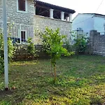 Giulia * Ližnjan