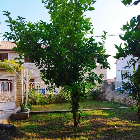 Holiday home Giulia *