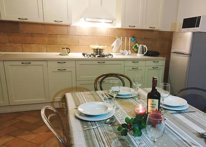 Giulia 펜션 Ližnjan